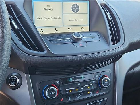 Used 2019 Ford Escape SE image 14