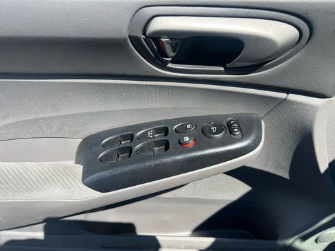 Used 2011 Honda Civic LX image 14