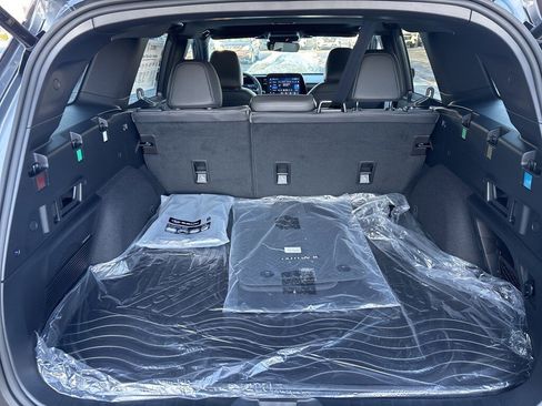 New 2026 Subaru Outback Limited XT image 10