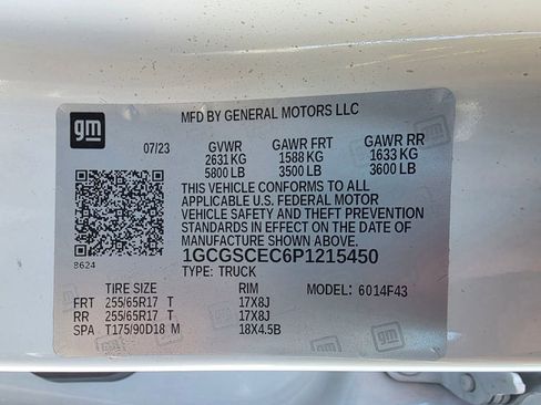 Used 2023 Chevrolet Colorado LT RWD image 30