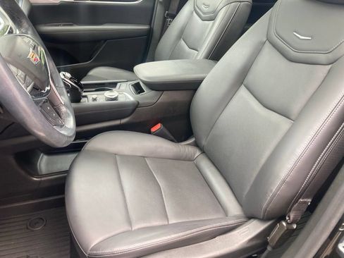 Used 2024 Cadillac XT5 Premium Luxury w/ LPO, Floor Liner Package AWD/4WD image 26