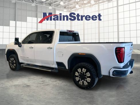 Used 2024 GMC Sierra 2500 Denali w/ Denali Reserve Package image 3