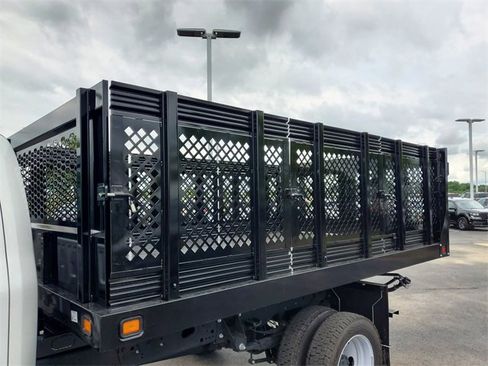 Used 2024 Ford F450 XL w/ Snow Plow Prep Package image 10