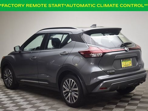 Used 2021 Nissan Kicks SR w/ SR Premium Package FWD image 6