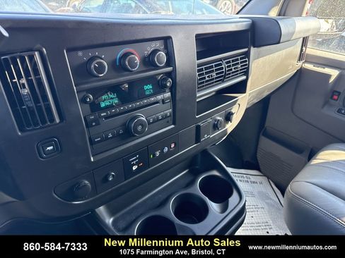 Used 2020 Chevrolet Express 3500 LS image 11