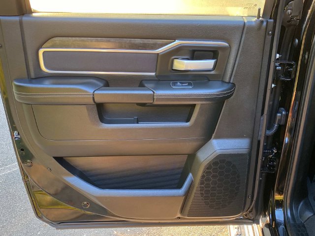 Used 2024 RAM 2500 Big Horn AWD/4WD image 10