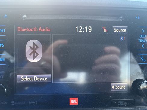 Used 2017 Toyota Tacoma TRD Sport image 7