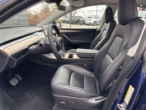 Used 2023 Tesla Model Y Long Range image 17