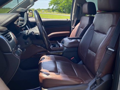 Used 2016 Chevrolet Tahoe LTZ AWD/4WD image 24