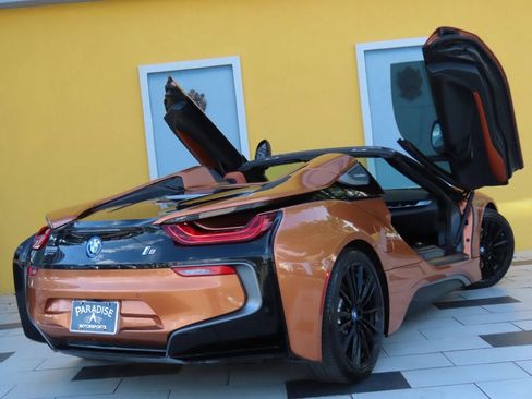 Used 2019 BMW i8 Roadster AWD/4WD image 8