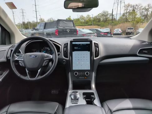 Used 2022 Ford Edge SEL AWD/4WD image 11