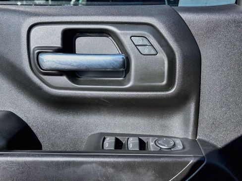 Used 2022 Chevrolet Silverado 1500 Custom RWD image 17