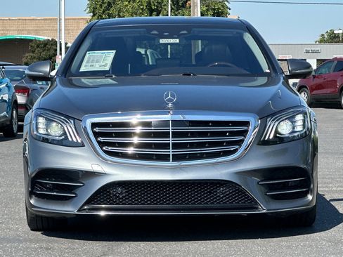 Used 2018 Mercedes-Benz S 560 Sedan image 9