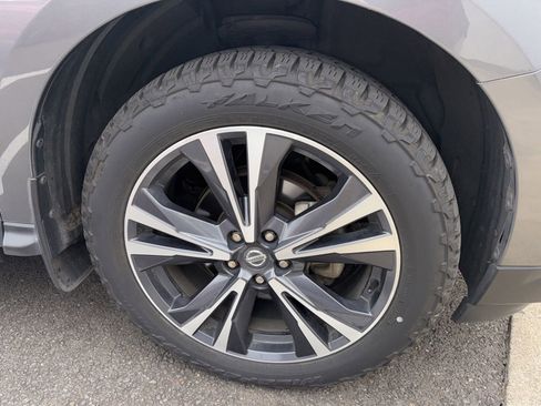 Used 2020 Nissan Pathfinder Platinum w/ Cargo Package AWD/4WD image 22