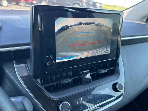 Used 2024 Toyota Corolla LE FWD image 14