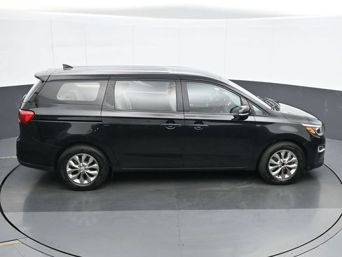 Used 2020 Kia Sedona L FWD image 23