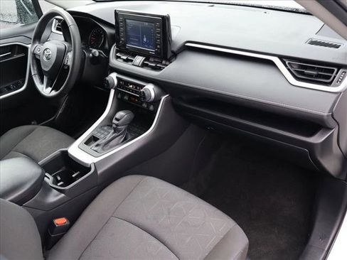 Certified 2022 Toyota RAV4 XLE AWD/4WD image 26