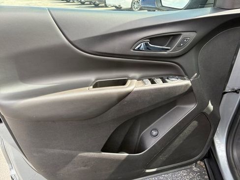 Used 2024 Chevrolet Equinox LT AWD/4WD image 13
