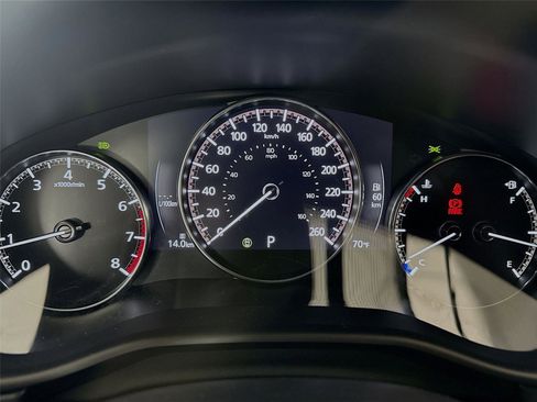 New 2025 MAZDA CX-30 Carbon image 20