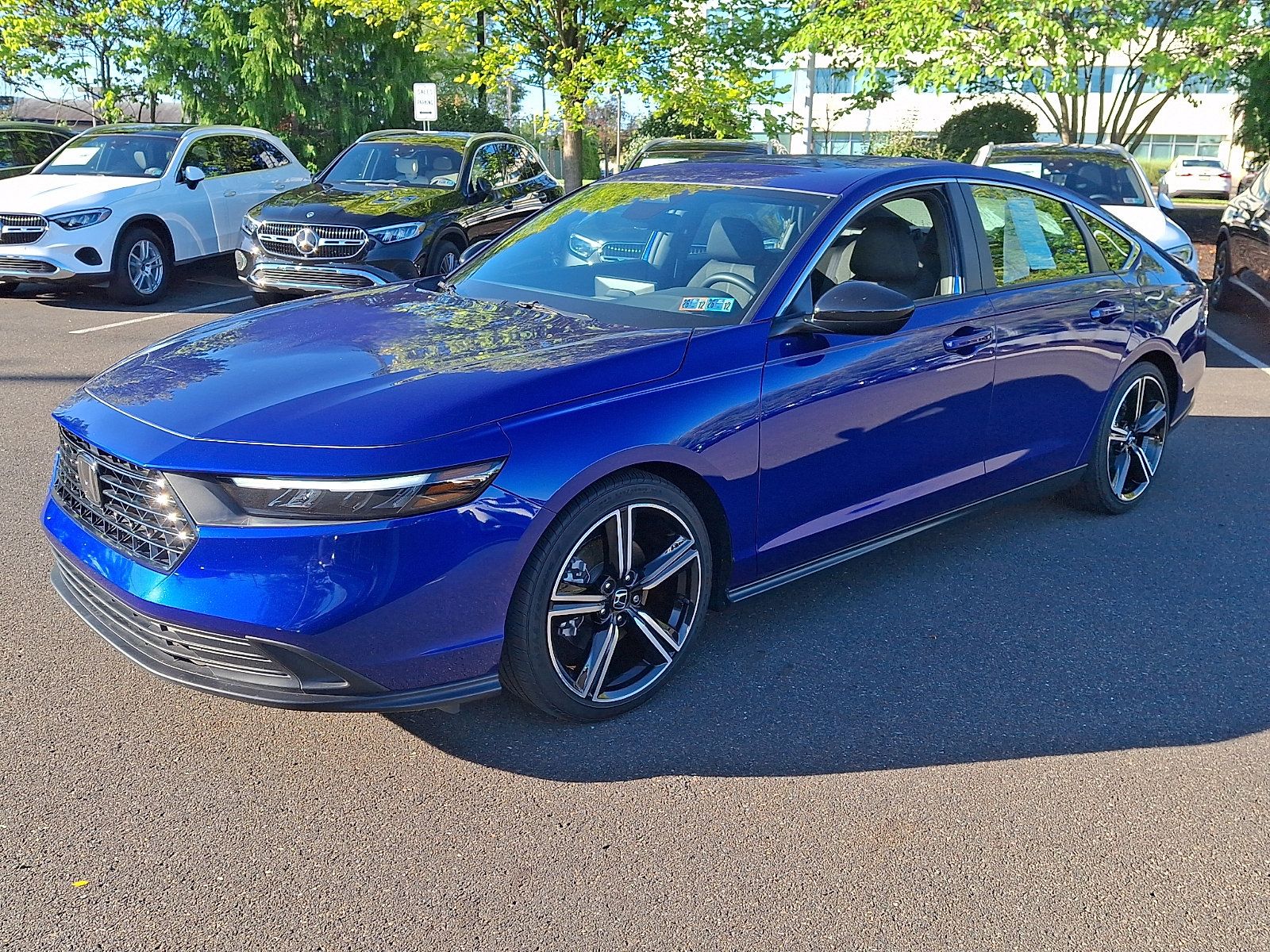 Used 2024 Honda Accord Sport image 3