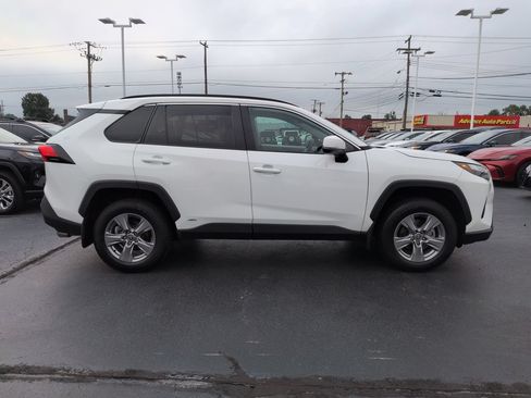 Certified 2023 Toyota RAV4 XLE w/ Convenience Package AWD/4WD image 6