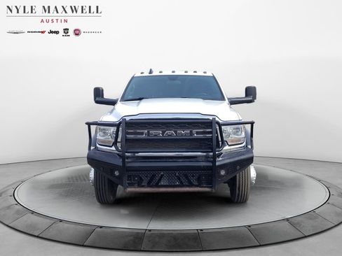 Used 2021 RAM 4500 Tradesman w/ Chrome Appearance Group image 17