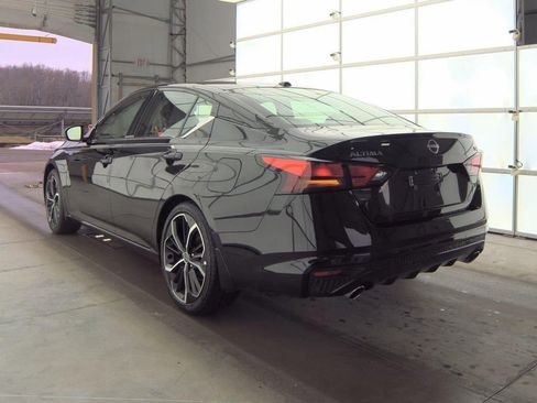 Certified 2025 Nissan Altima 2.5 SR w/ SR Premium Package image 3