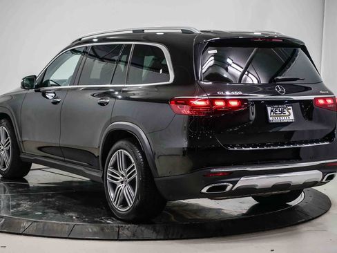 Certified 2026 Mercedes-Benz GLS 450 4MATIC image 2
