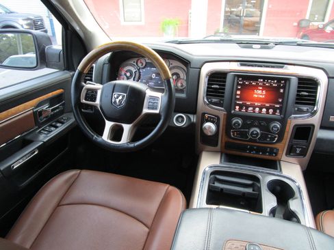 Used 2016 RAM 1500 Laramie Longhorn w/ Convenience Group image 9