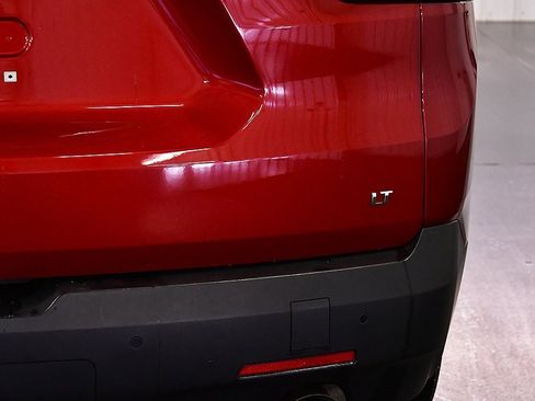 Used 2023 Chevrolet Traverse LT w/ LPO, Floor Liner Package image 11