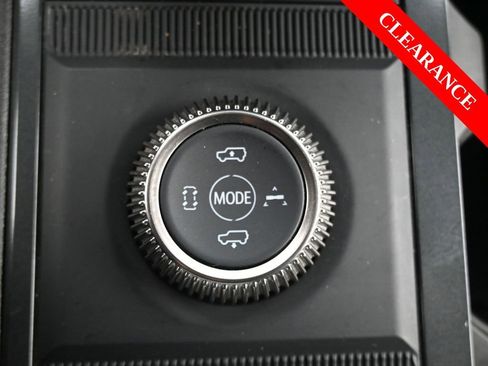 Used 2025 GMC Hummer EV 2X image 27