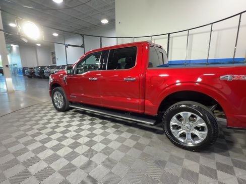 Used 2021 Ford F150 Platinum w/ Equipment Group 701A High AWD/4WD image 8