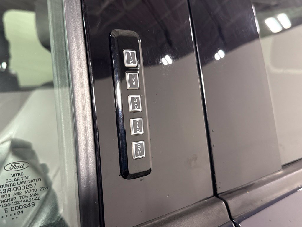 Used 2024 Ford F150 Lariat AWD/4WD image 13