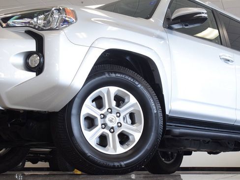 Used 2016 Toyota 4Runner SR5 Premium AWD/4WD image 10