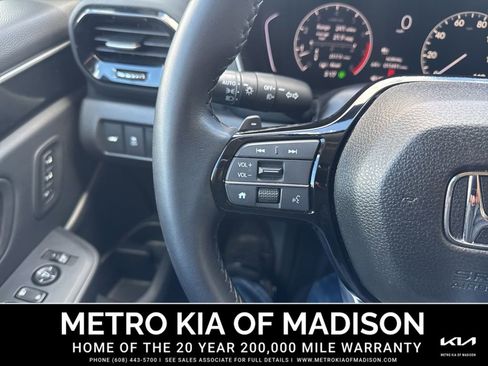 Used 2025 Honda Pilot EX-L image 18