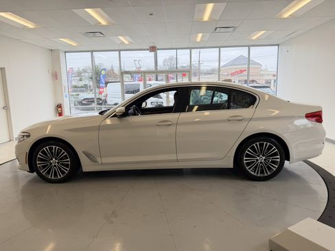 Used 2019 BMW 540i xDrive w/ Convenience Package image 58