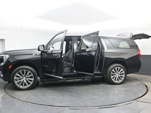 Used 2021 GMC Yukon XL Denali AWD/4WD image 59