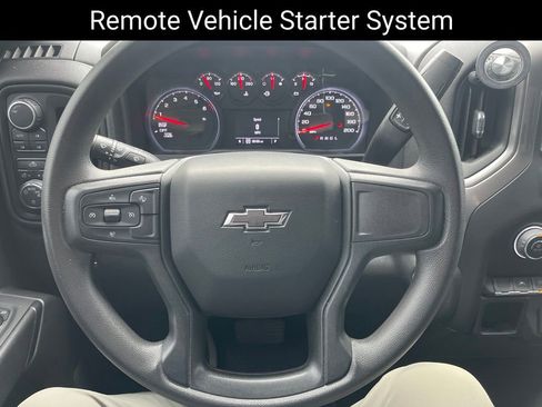Used 2022 Chevrolet Silverado 1500 Custom Trail Boss AWD/4WD image 14