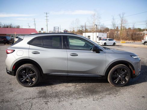 Used 2025 Buick Envision Sport Touring image 2