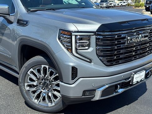 New 2026 GMC Sierra 1500 Denali Ultimate image 3