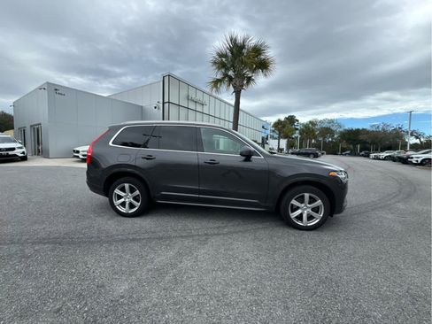 Used 2023 Volvo XC90 B5 Core w/ Protection Package Premier image 21