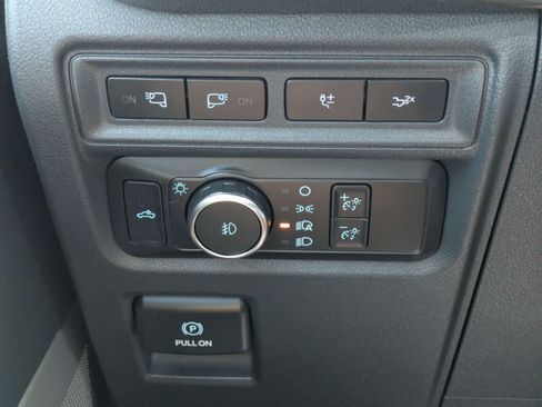 Used 2022 Ford F150 XLT w/ Equipment Group 302A High AWD/4WD image 23