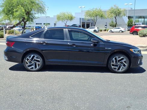 Certified 2024 Volkswagen Jetta SEL FWD image 8