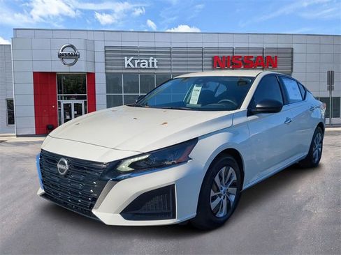 New 2025 Nissan Altima 2.5 S image 7