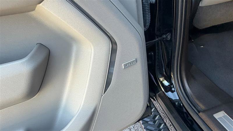 Used 2021 Chevrolet Suburban 4WD Z71 w/ Rear Media and Nav Package image 21