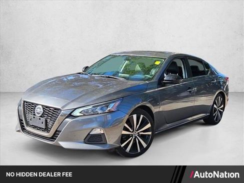 Used 2022 Nissan Altima 2.0 SR FWD image 1