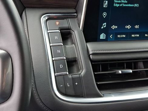 Certified 2024 Chevrolet Tahoe LT image 16