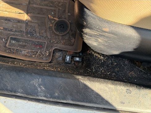 Used 2015 Toyota Corolla LE image 28