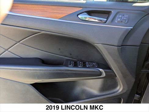Used 2019 Lincoln MKC Select w/ Select Plus Package image 10