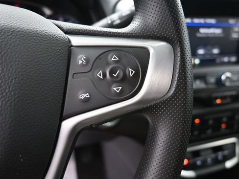 Used 2024 GMC Terrain SLE FWD image 24